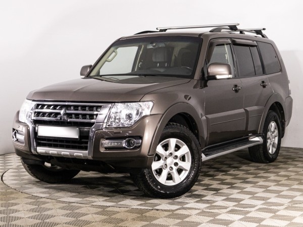 Mitsubishi PAJERO