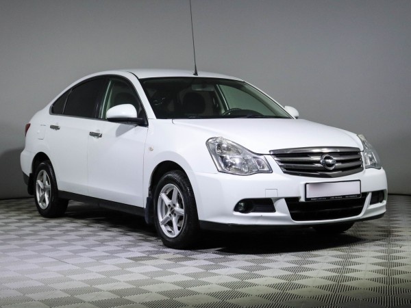 Nissan Almera