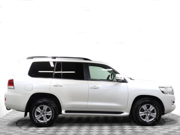 Toyota Land Cruiser 200