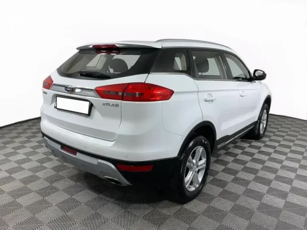 Geely Atlas