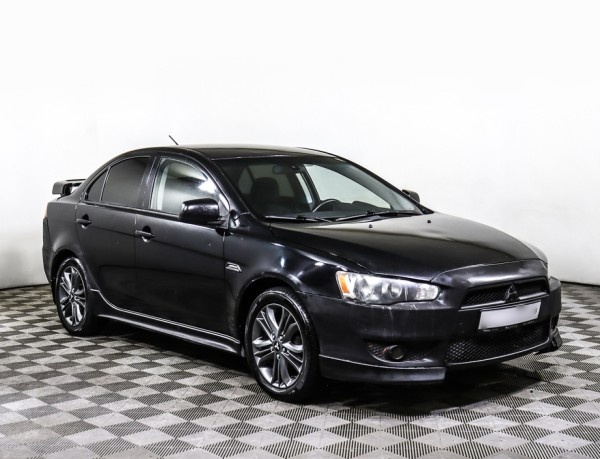 Mitsubishi Lancer