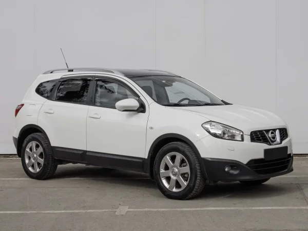 Nissan Qashqai+2