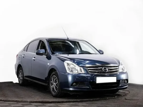 Nissan Almera