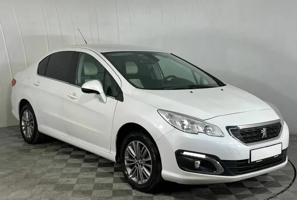 Peugeot 408