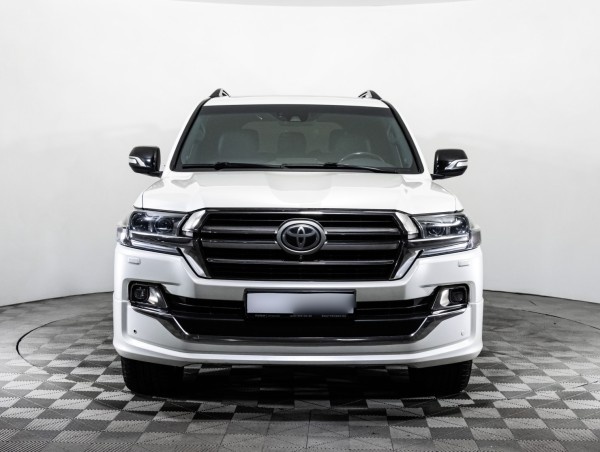 Toyota Land Cruiser 200