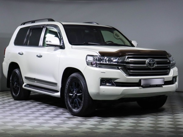 Toyota Land Cruiser 200