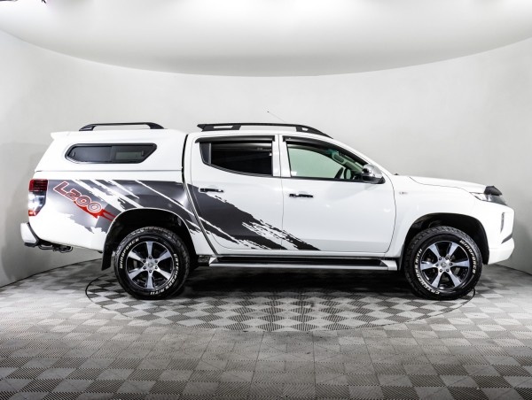 Mitsubishi L200