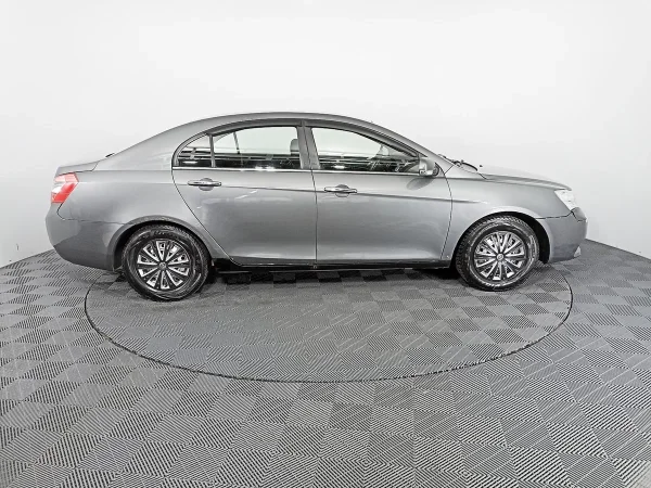 Geely Emgrand EC7