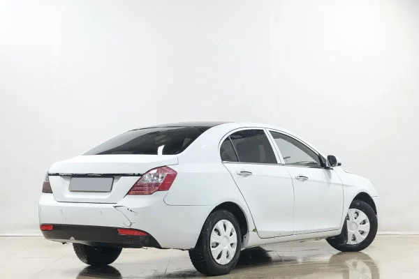 Geely Emgrand EC7