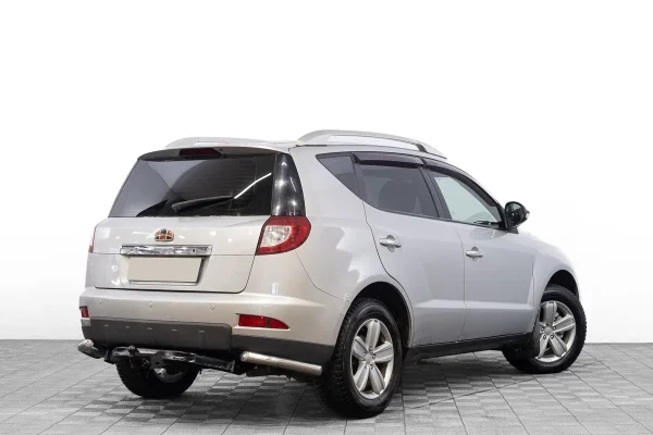 Geely Emgrand X7